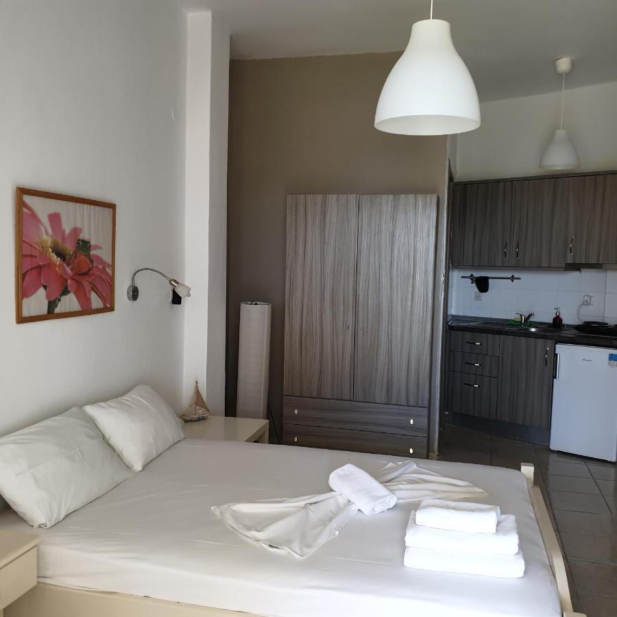 Amparoudes Apartment กริโอปียี ภายนอก รูปภาพ