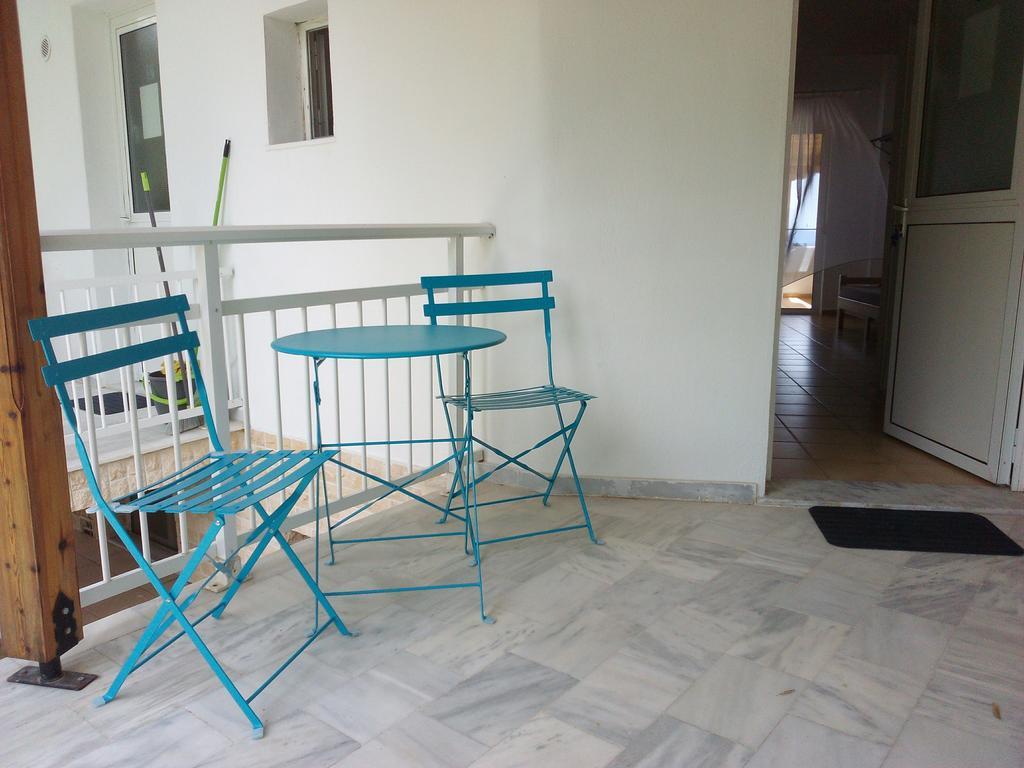 Amparoudes Apartment กริโอปียี ภายนอก รูปภาพ